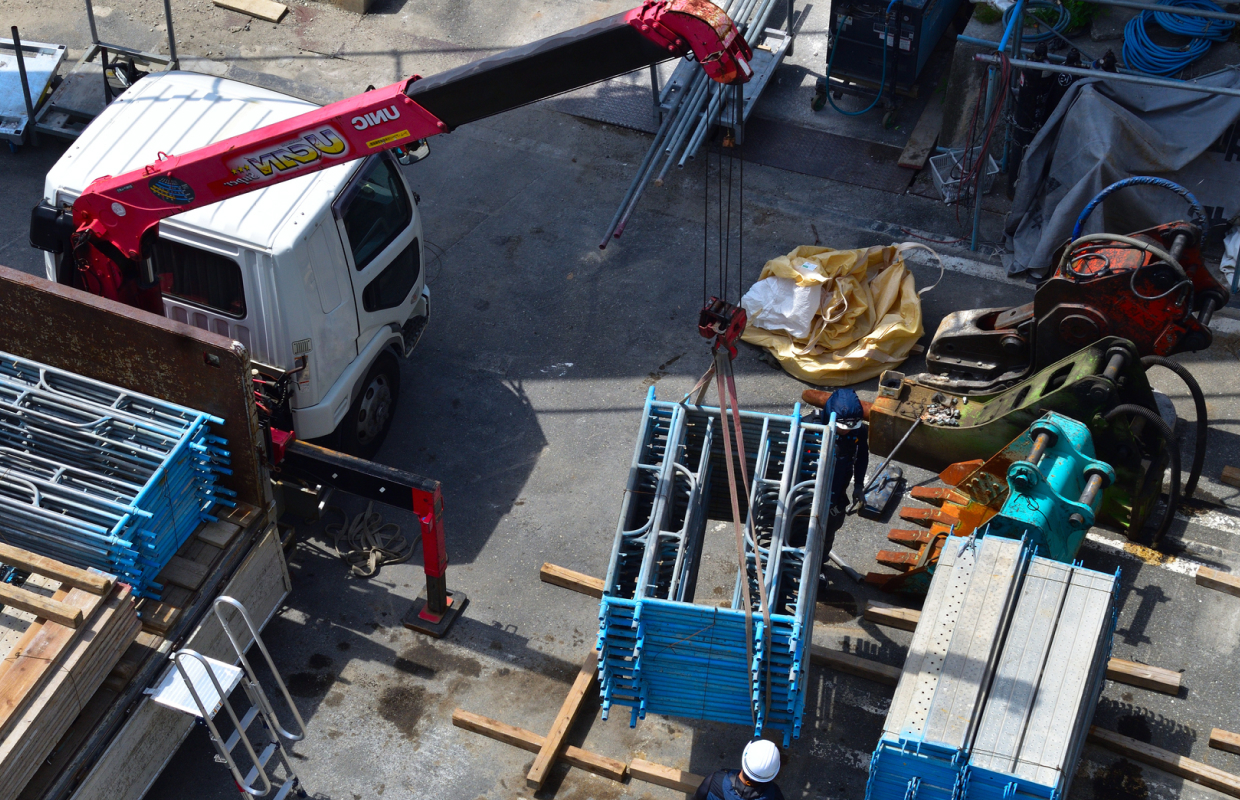 ユニック車・特殊運搬サービス